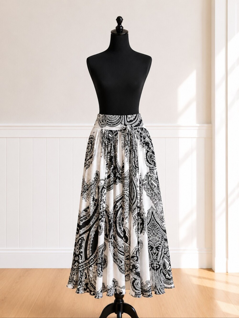 WHBM Black & White Paisley Maxi Skirt